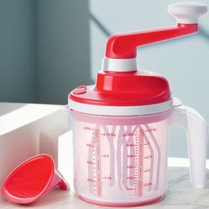 Tupperware TUPPEWARE
Whip 'N Mix Chef

TUPPERWARE
Whip 'N Mix Chef